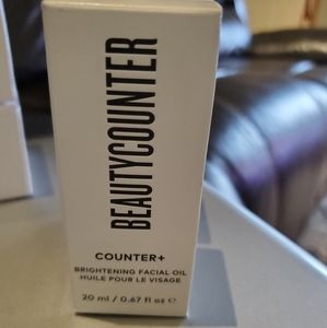 Counter+ brightening facial oil Beautycounter